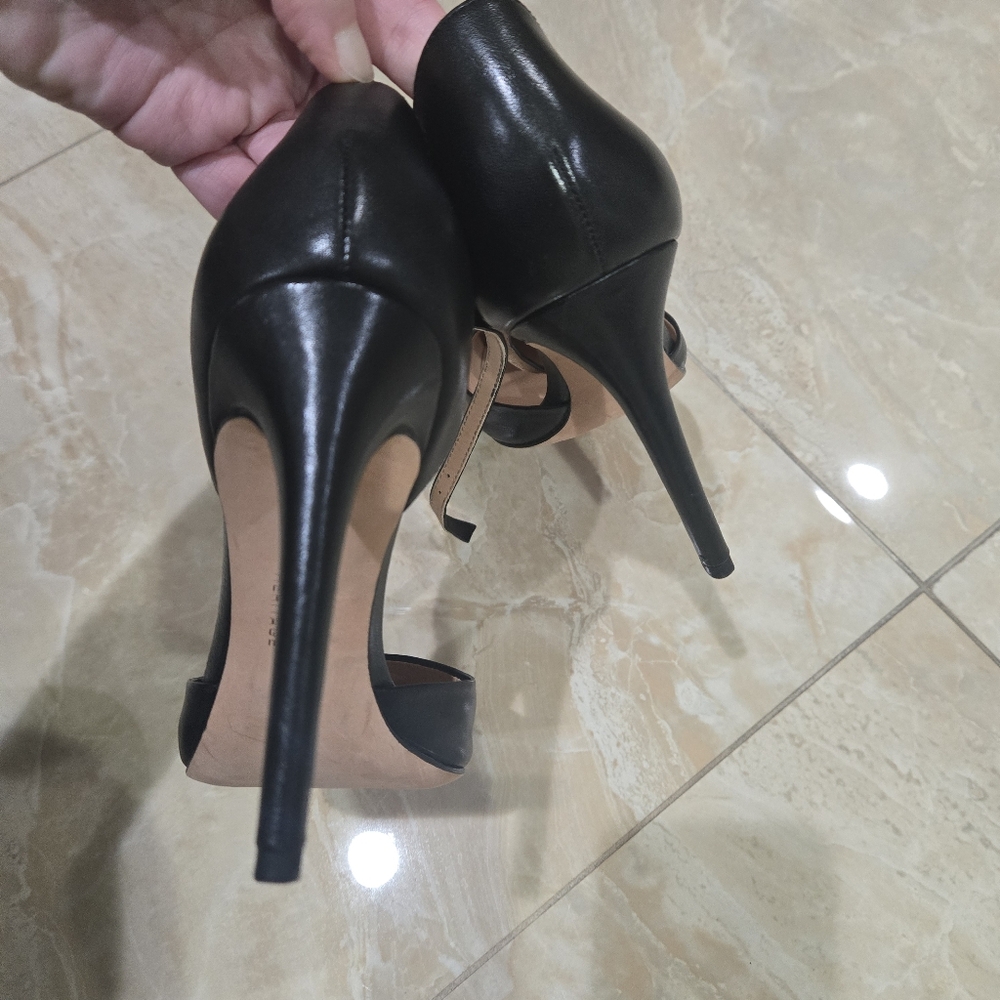 Halston Heritage Christina High Heel Shoes - Picture 6 of 7